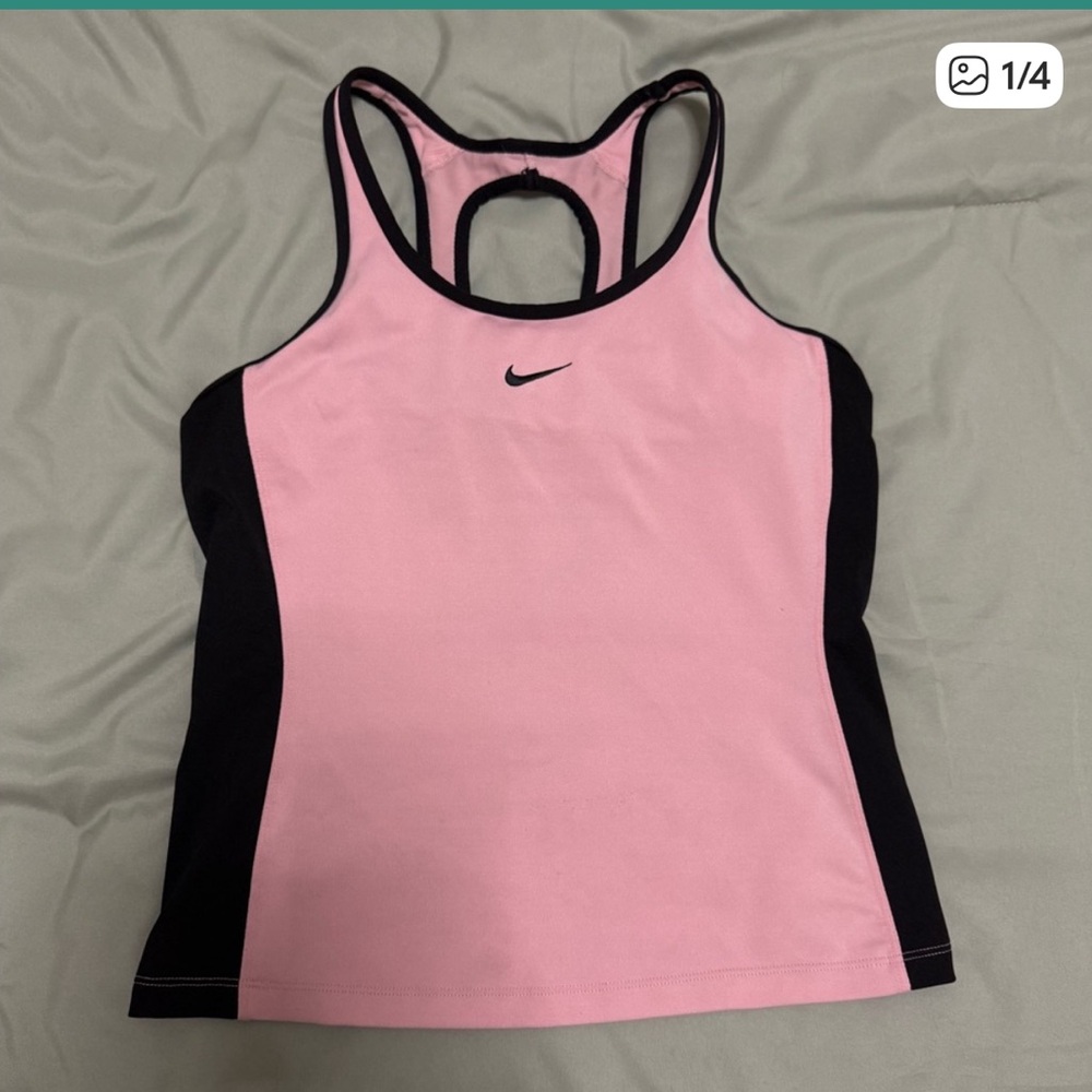 2016 Nike workout top